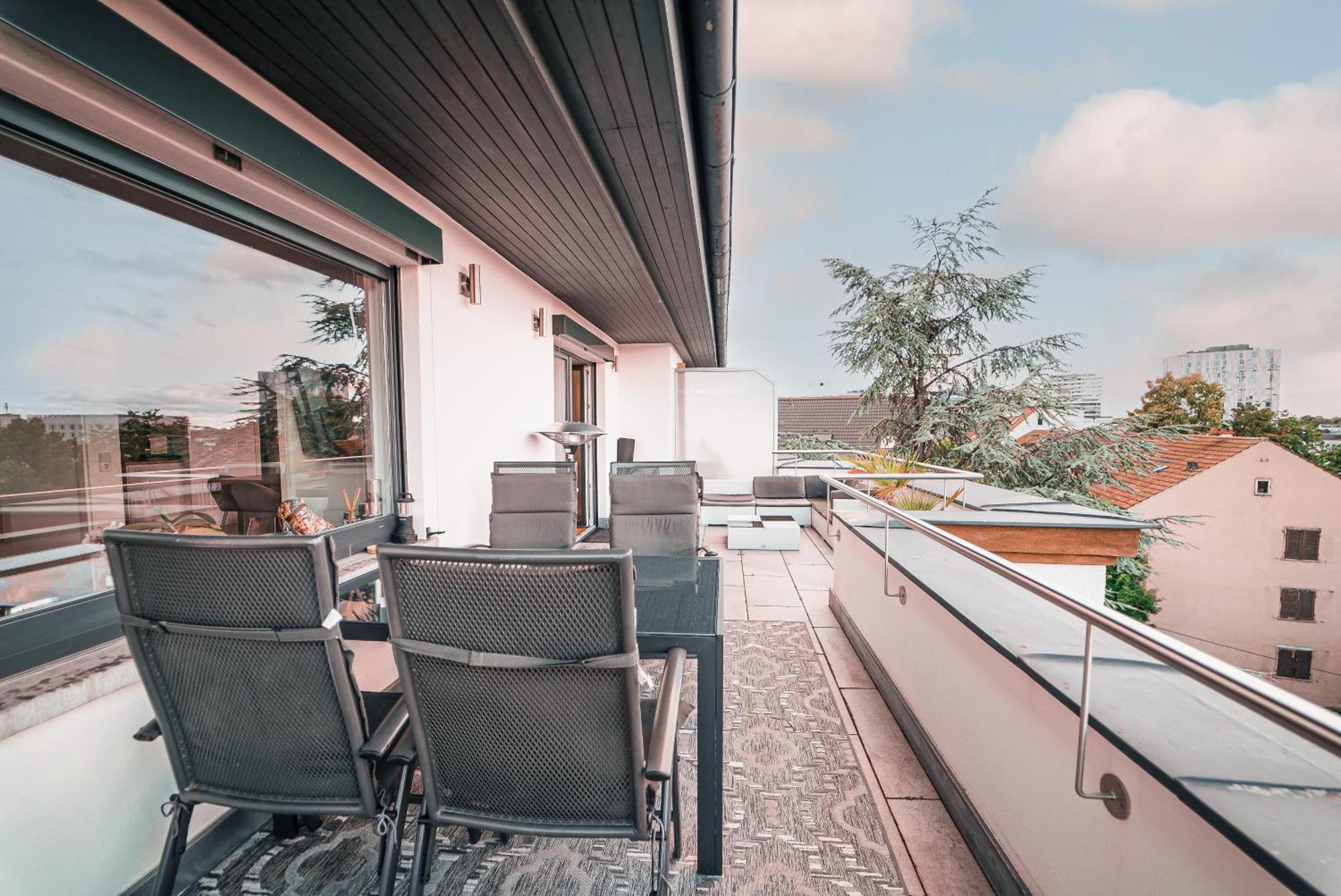 Ferienwohnung Luxurious Penthouse Stuttgart Exterior foto